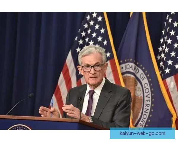 鲍威尔表态愿为胜利调整位置彰显首发球员担当